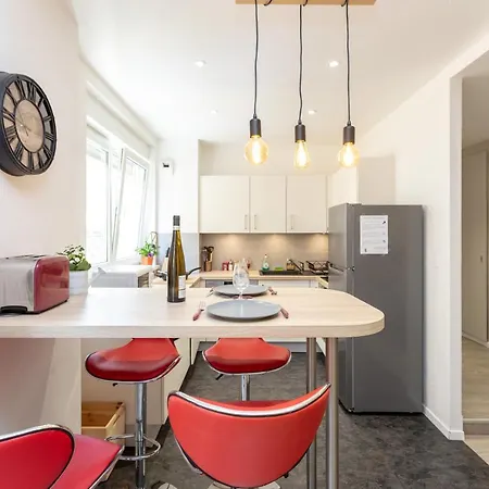 Vieux Schilik / Parking / Tram / Parlement / Proche Strasbourg Centre Διαμέρισμα *